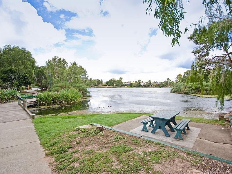 5 Wivenhoe Circuit, Forest Lake QLD 4078
