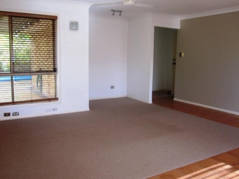 42 Laricina Circuit, Forest Lake QLD 4078