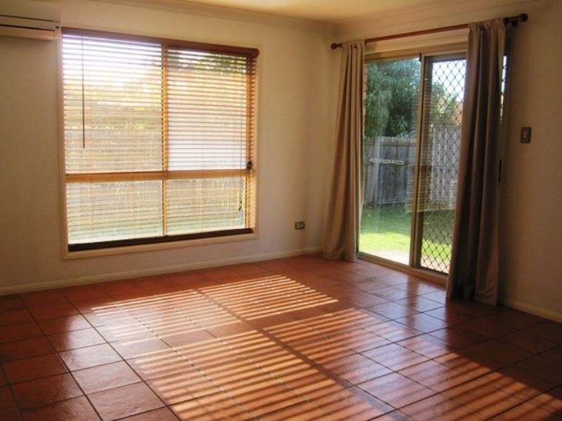 42 Laricina Circuit, Forest Lake QLD 4078