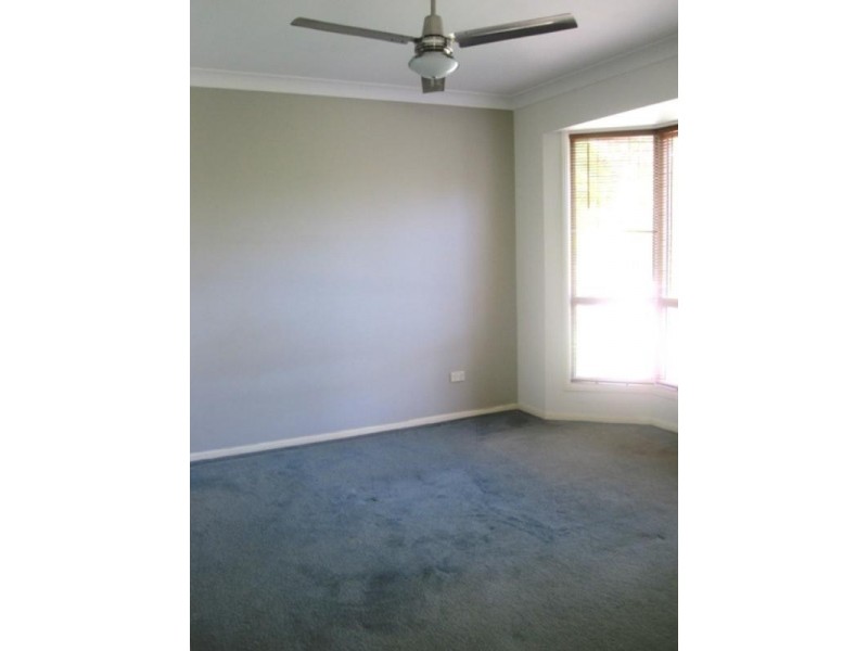 42 Laricina Circuit, Forest Lake QLD 4078