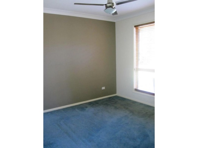 42 Laricina Circuit, Forest Lake QLD 4078