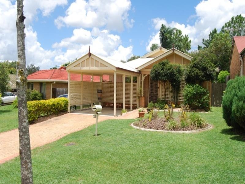 32 Rimu Crescent, Forest Lake QLD 4078