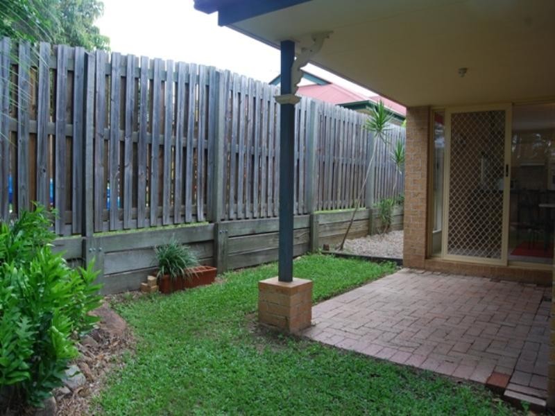 32 Rimu Crescent, Forest Lake QLD 4078