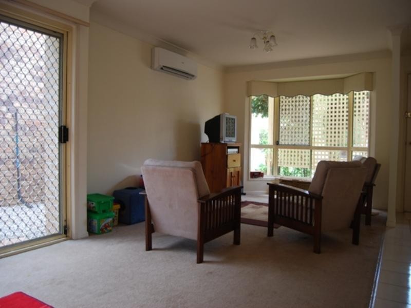 32 Rimu Crescent, Forest Lake QLD 4078