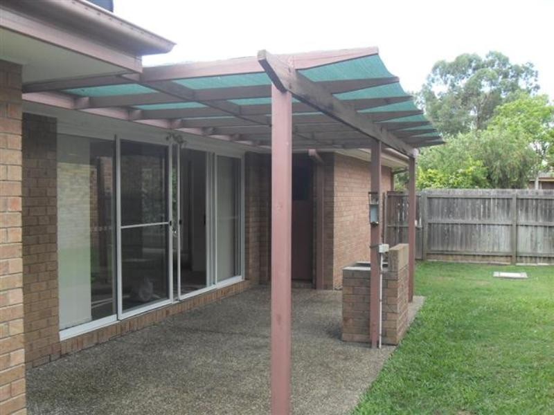 30 Acorn Circuit, Forest Lake QLD 4078