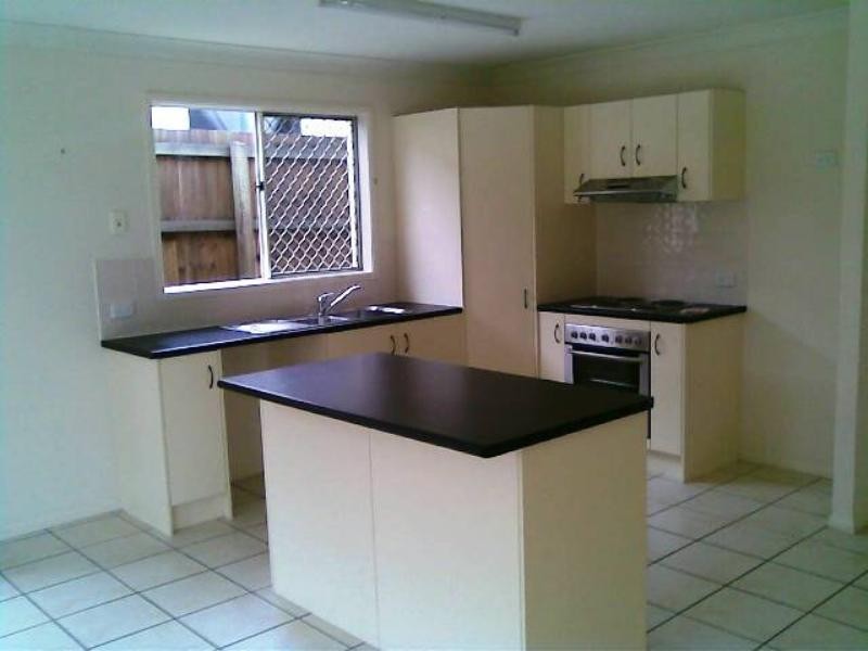 7 Waterview Court, Springfield Lakes QLD 4300