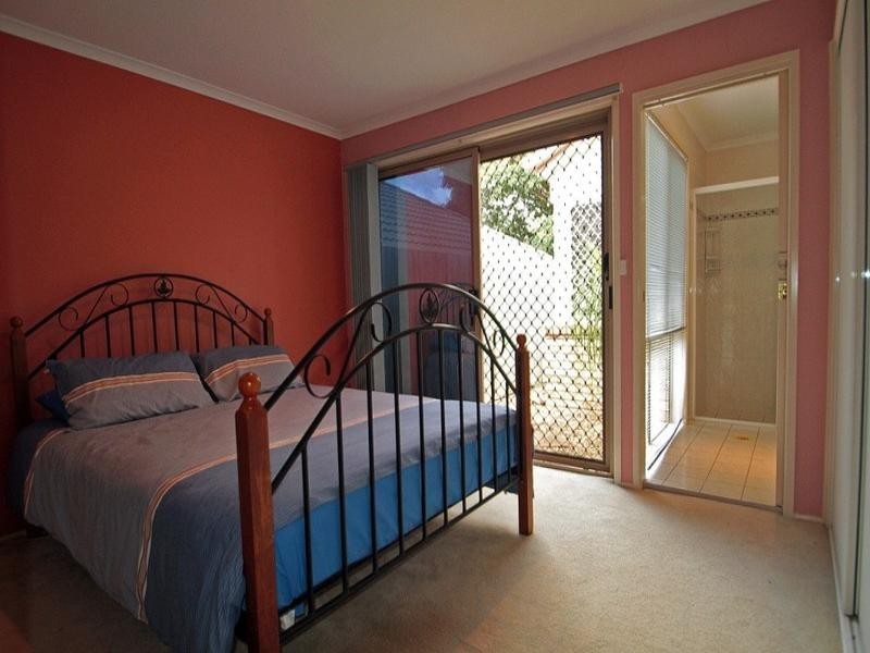 2 Victoria Close, Forest Lake QLD 4078