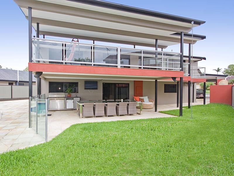 9 Maribor Street, Westlake QLD 4074