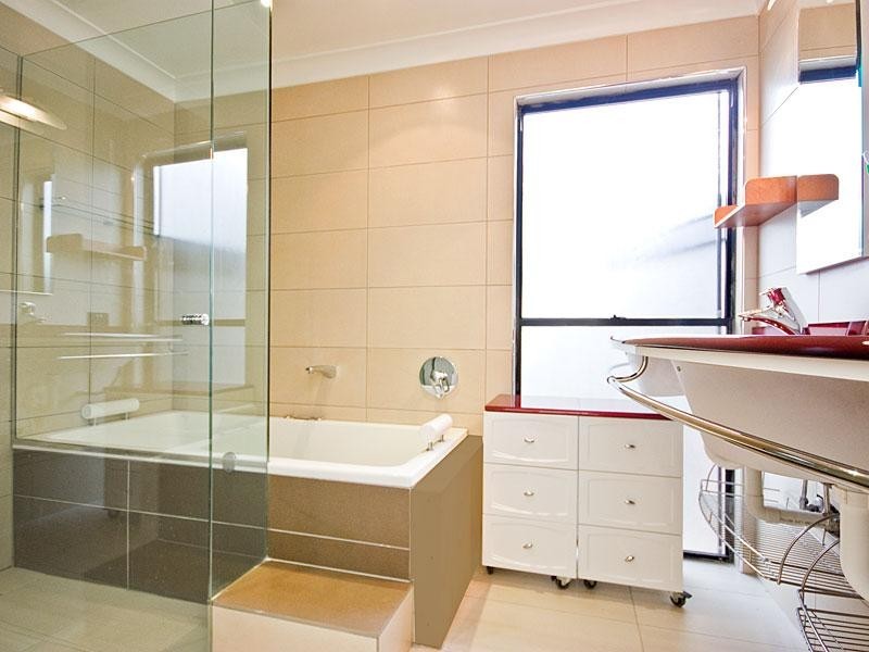 9 Maribor Street, Westlake QLD 4074