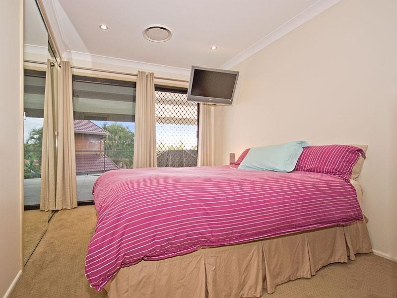 9 Maribor Street, Westlake QLD 4074