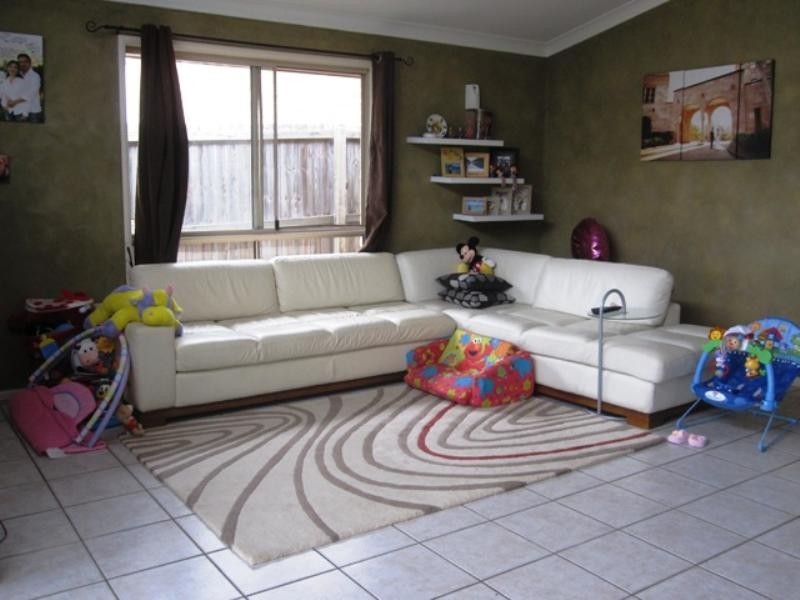 9 Tasman Place, Forest Lake QLD 4078