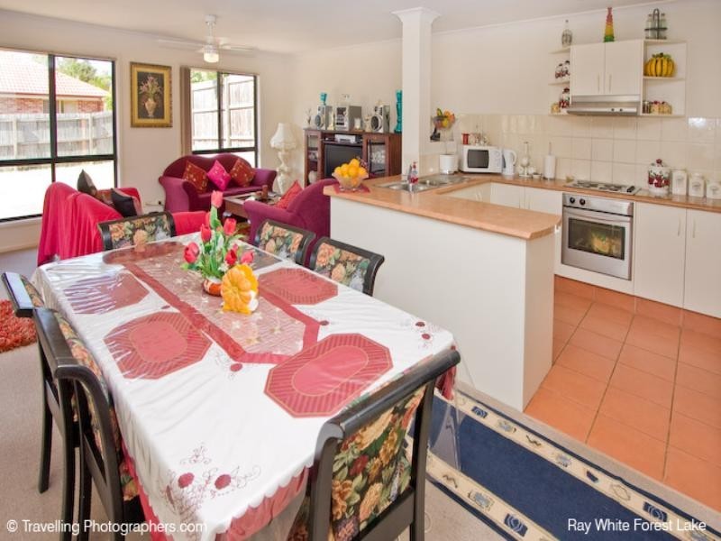 4 Eider Close, Forest Lake QLD 4078