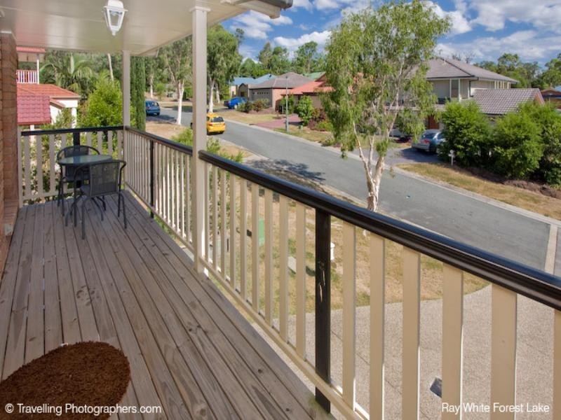 4 Eider Close, Forest Lake QLD 4078