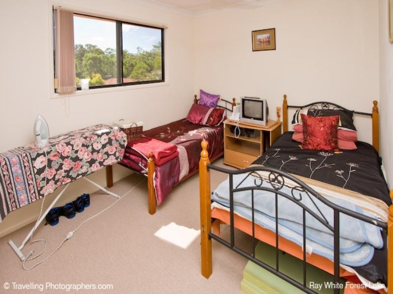 4 Eider Close, Forest Lake QLD 4078