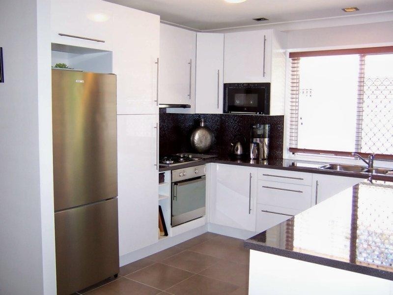 10 Cedar Close, Forest Lake QLD 4078