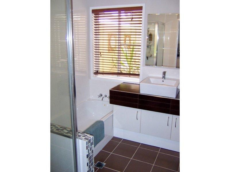 10 Cedar Close, Forest Lake QLD 4078