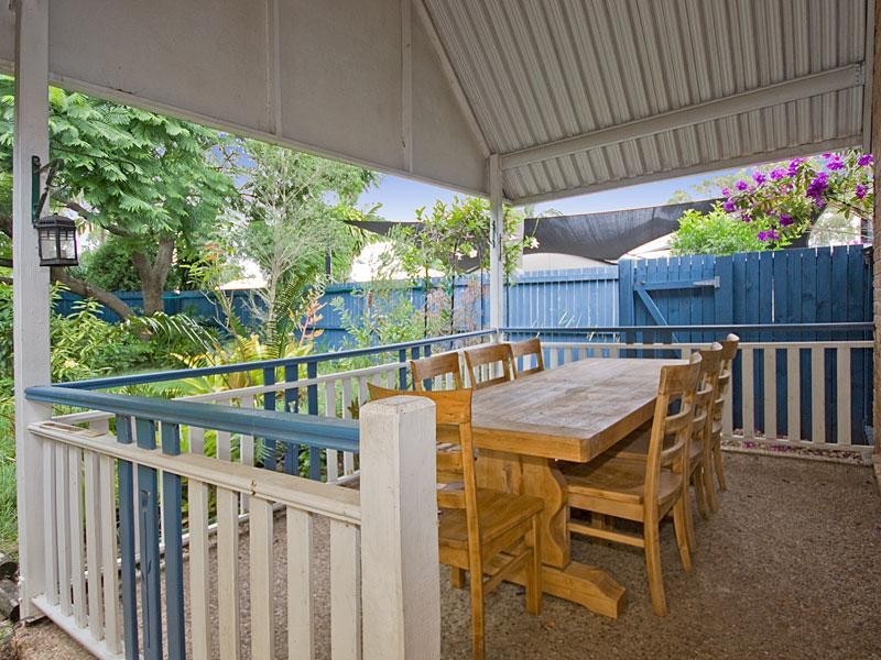 8 Cedar Place, Forest Lake QLD 4078