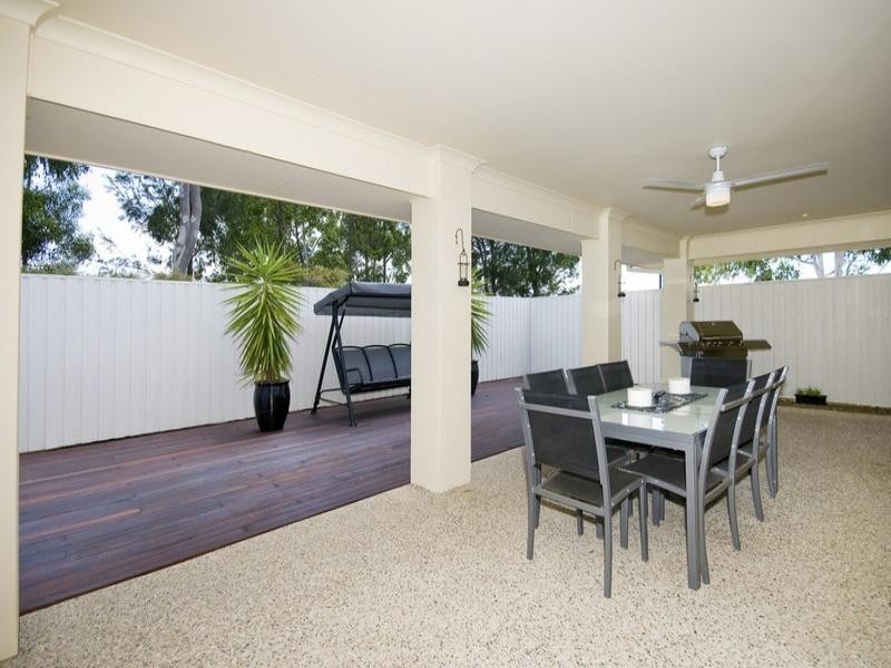 33 Bottlebrush Street, Heathwood QLD 4110