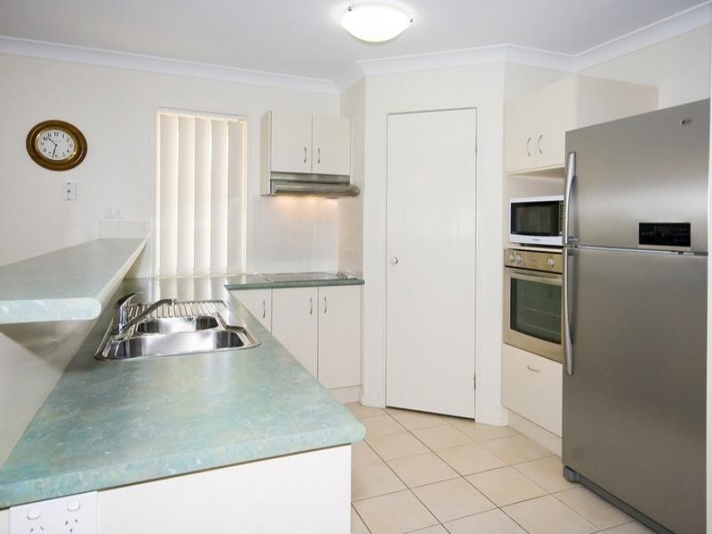 33 Bottlebrush Street, Heathwood QLD 4110