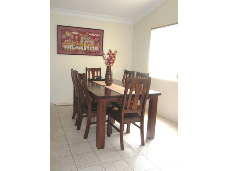 4 Kew Close, Forest Lake QLD 4078