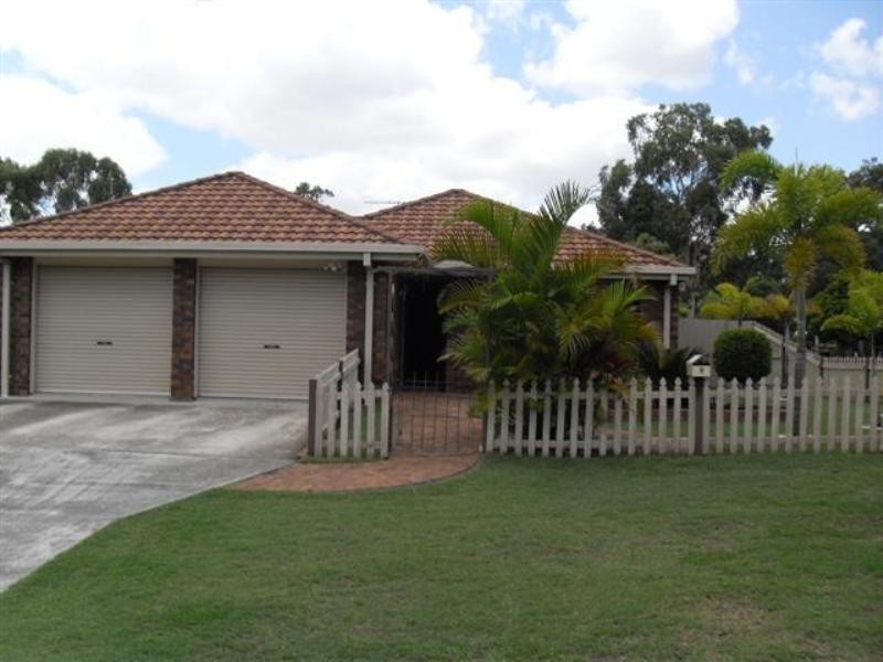 9 Acorn Circuit, Forest Lake QLD 4078