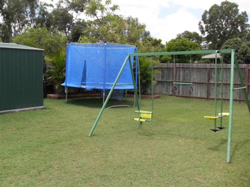 9 Acorn Circuit, Forest Lake QLD 4078