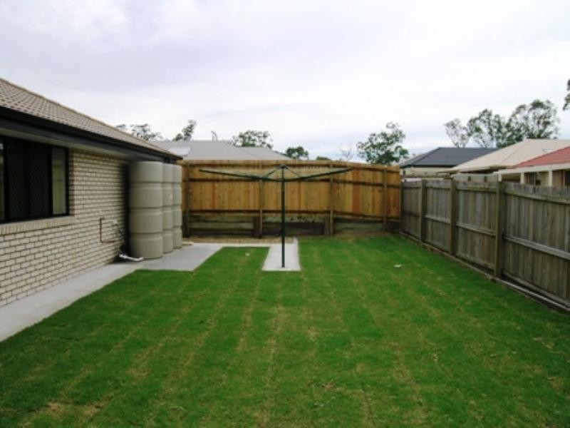 27 Snowy River Circuit, Forest Lake QLD 4078