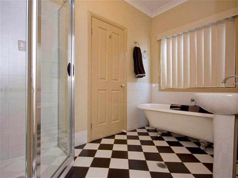 22 Randerson Street, Forest Lake QLD 4078