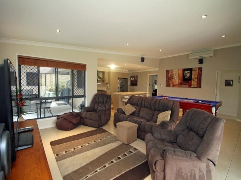 14 Brush Box Place, Heathwood QLD 4110