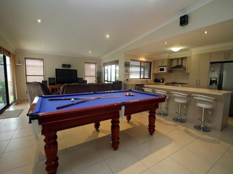 14 Brush Box Place, Heathwood QLD 4110