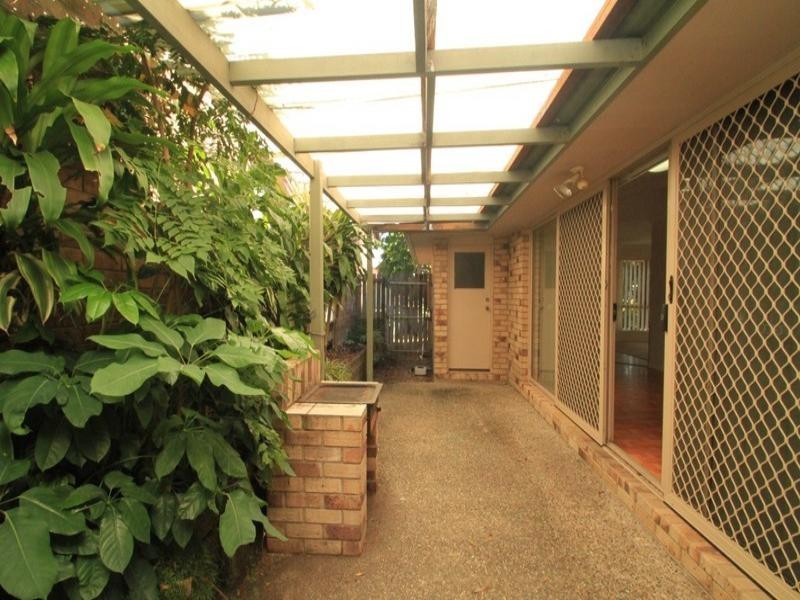 13 Honeysuckle Place, Forest Lake QLD 4078