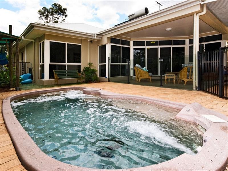 29 The Esplanade, Forest Lake QLD 4078