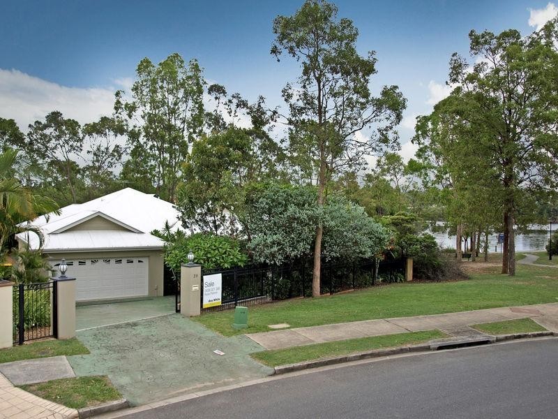 29 The Esplanade, Forest Lake QLD 4078