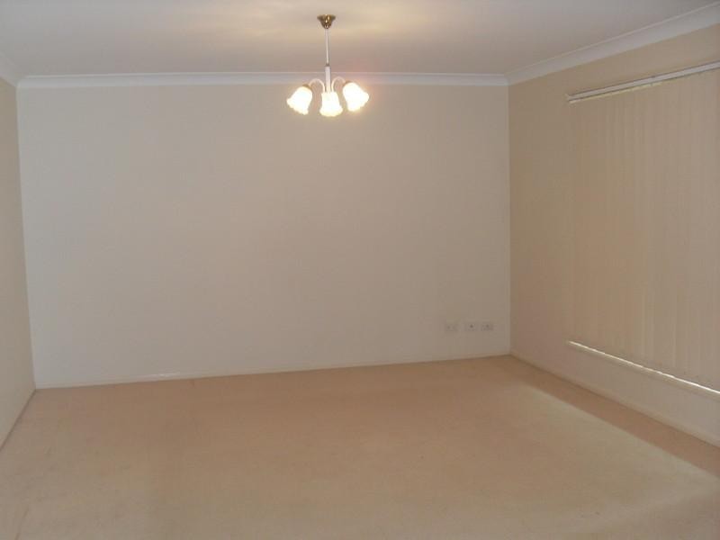 70 Oxford Parade, Forest Lake QLD 4078