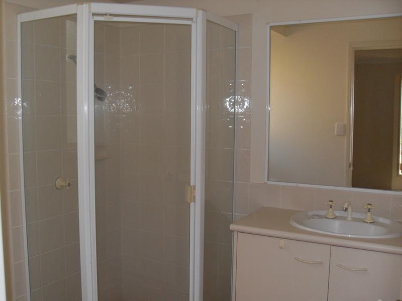 70 Oxford Parade, Forest Lake QLD 4078