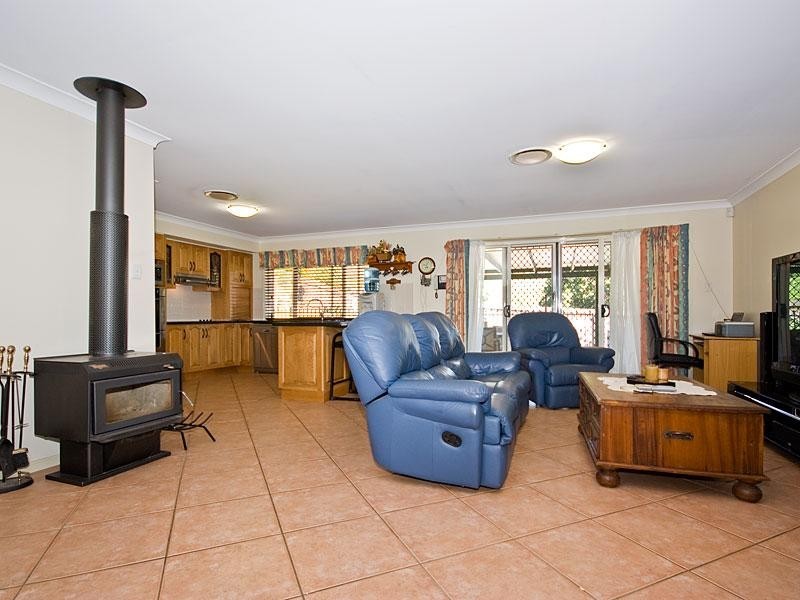 14 Stanford Place, Forest Lake QLD 4078