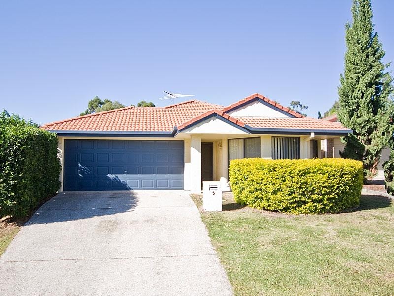 5 Allen Close, Forest Lake QLD 4078
