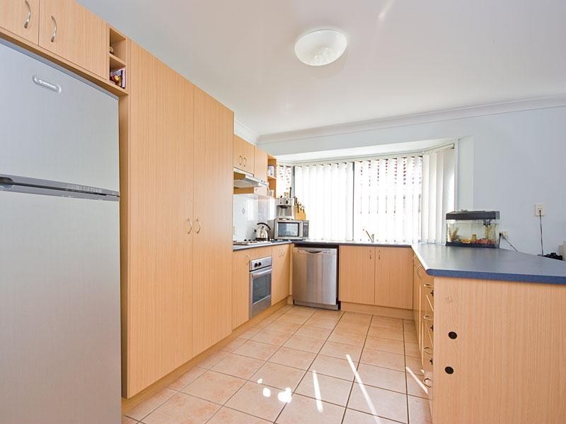 5 Allen Close, Forest Lake QLD 4078