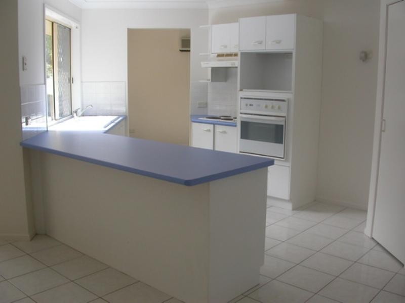 128 Flinders Crescent, Forest Lake QLD 4078