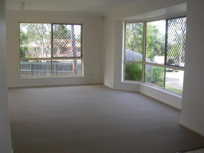 128 Flinders Crescent, Forest Lake QLD 4078