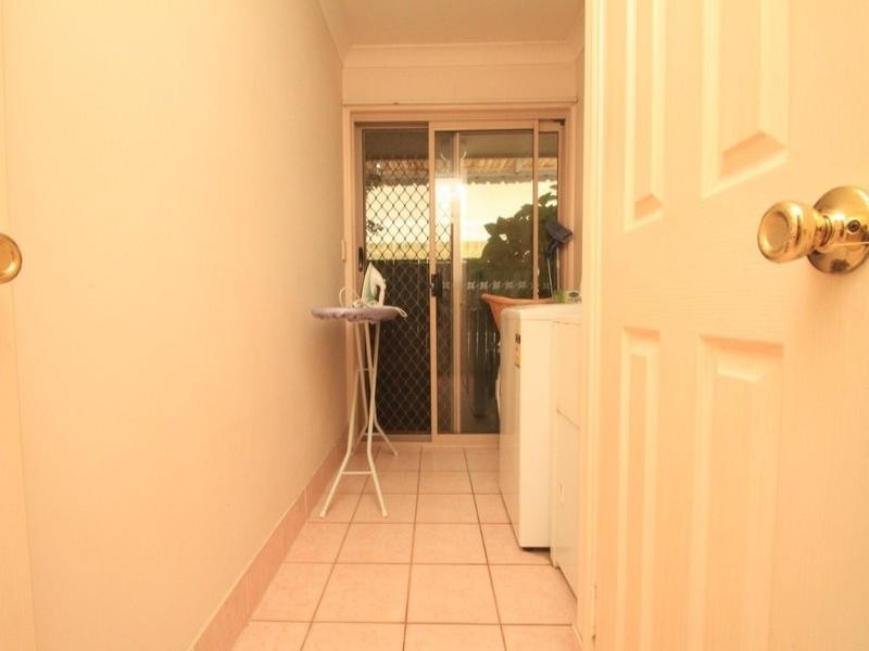 8 Kingsford Street, Forest Lake QLD 4078