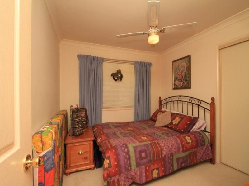 8 Kingsford Street, Forest Lake QLD 4078