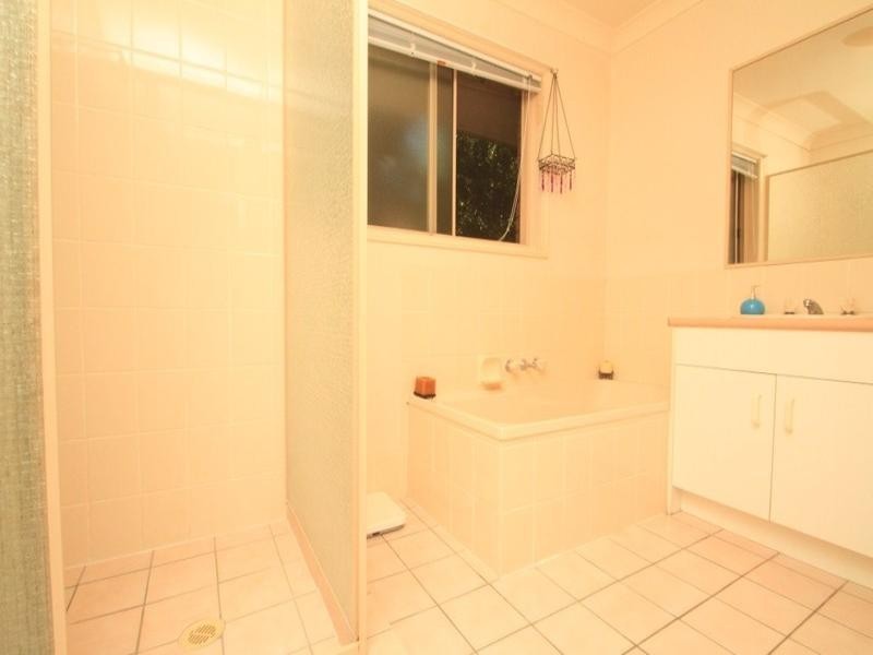 8 Kingsford Street, Forest Lake QLD 4078