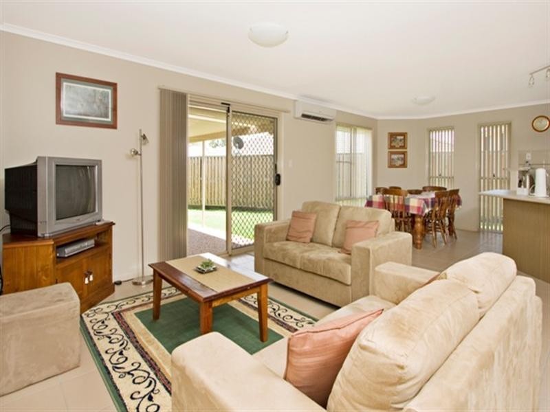 85 Laurel Street, Heathwood QLD 4110