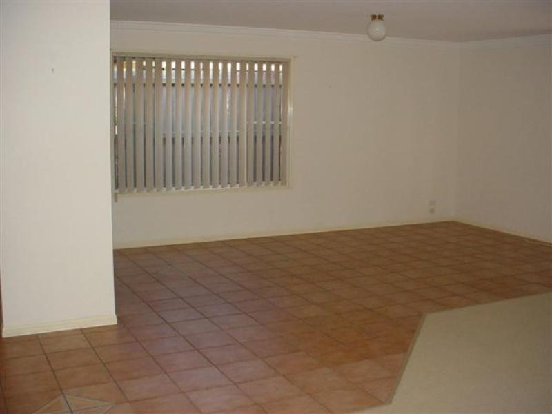 10 Oxley Place, Forest Lake QLD 4078