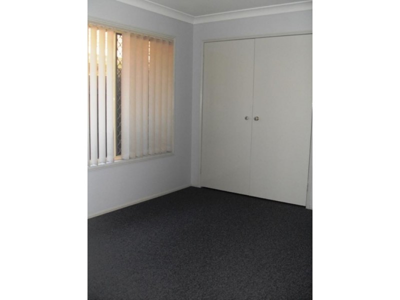 49 Lakeside Crescent, Forest Lake QLD 4078