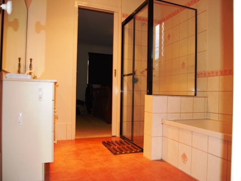 19 Bannister Place, Forest Lake QLD 4078