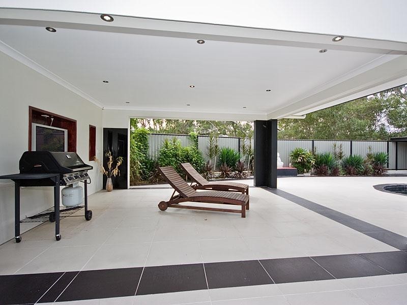 6 Jorgie Close, Eight Mile Plains QLD 4113