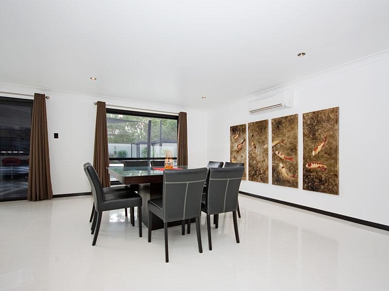 6 Jorgie Close, Eight Mile Plains QLD 4113