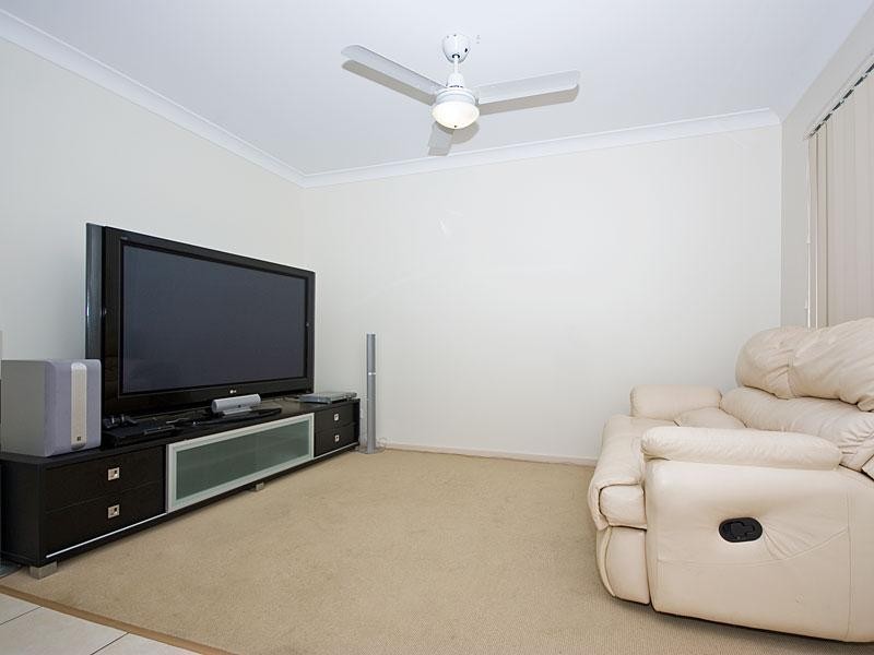 64 Brumby Circuit, Sumner QLD 4074